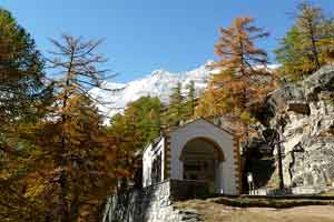 Maria zur Hohen Stiege, Saas Grund.